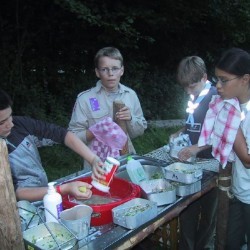 eerste afwas - Scouts en Gidsen Zaventem 